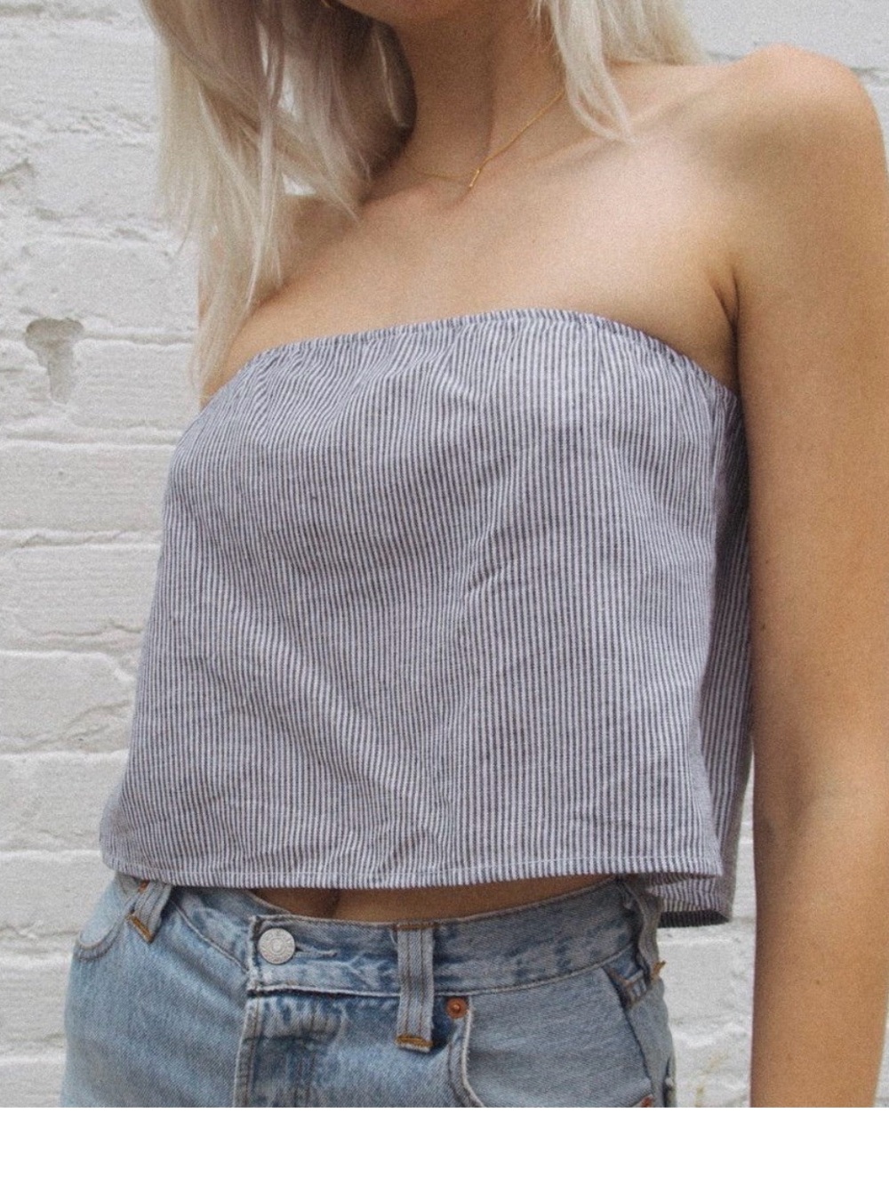 Brandy Melville Blue and White Striped Tube Top - One Size - New without tags